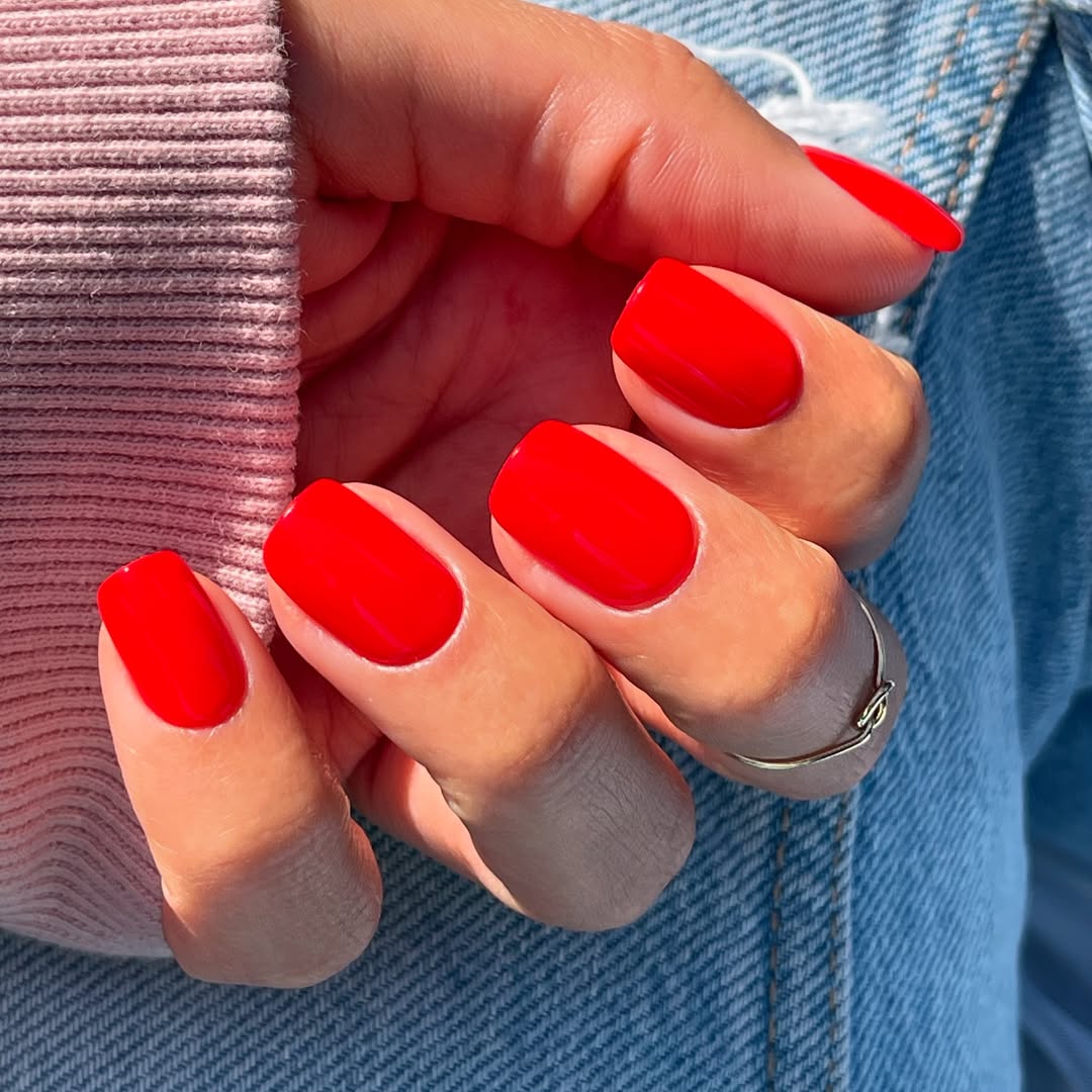 Bright Cherry Red Glossy Short Oval Nails