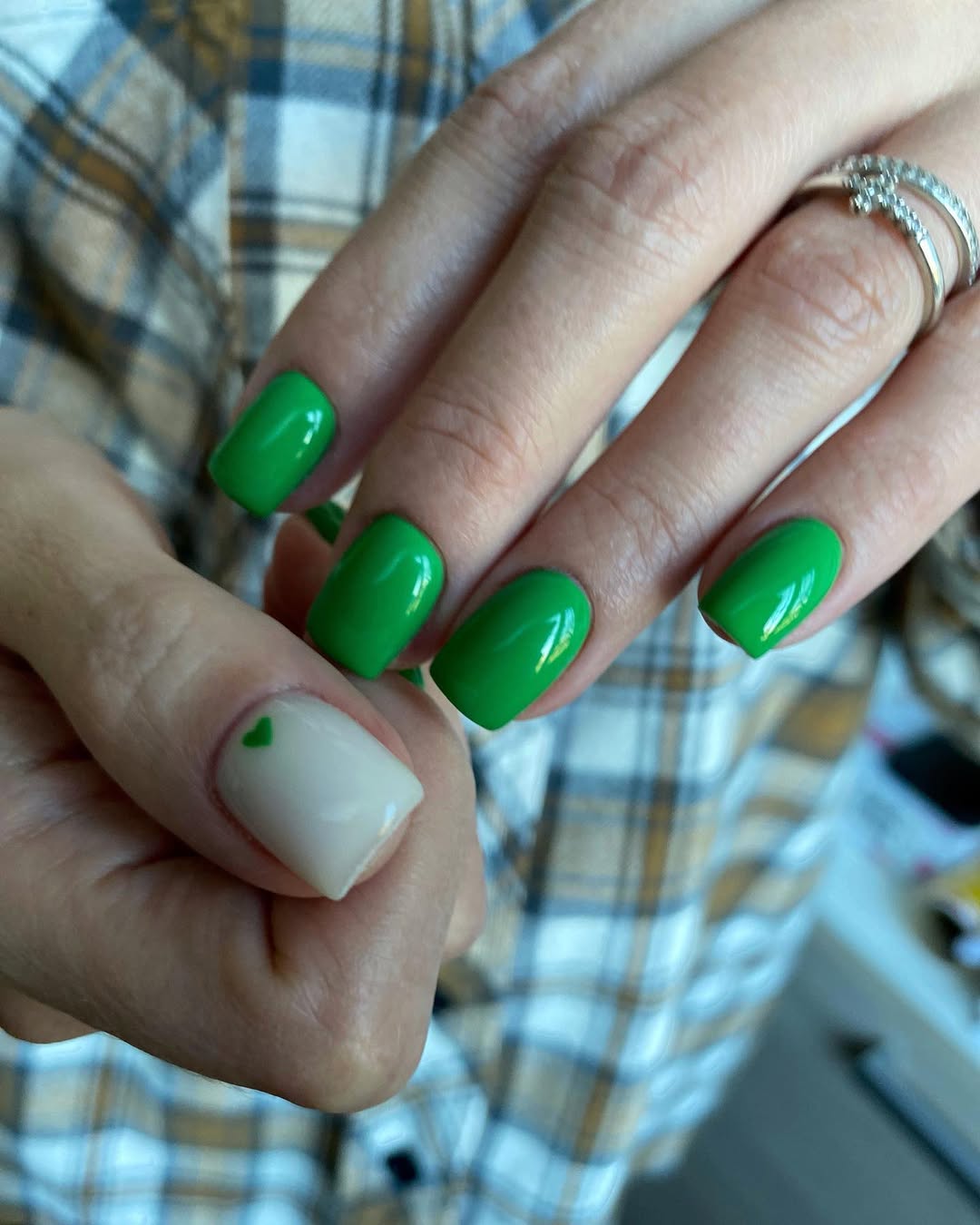 Bright Green Gloss With Nude Heart Accent