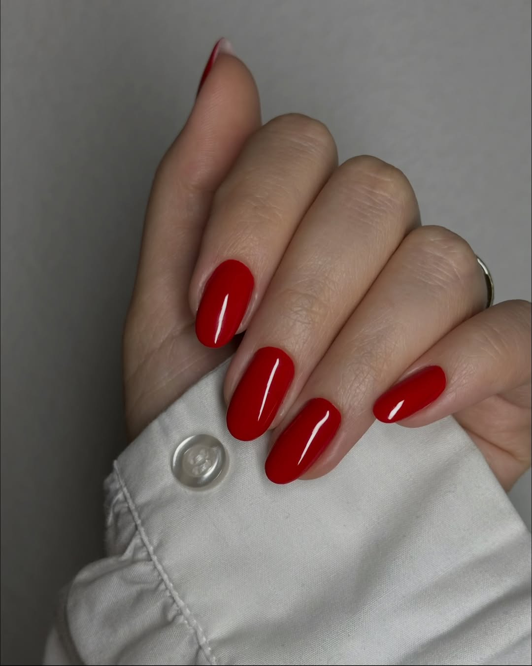 Classic Cherry Red Glossy Oval Nails