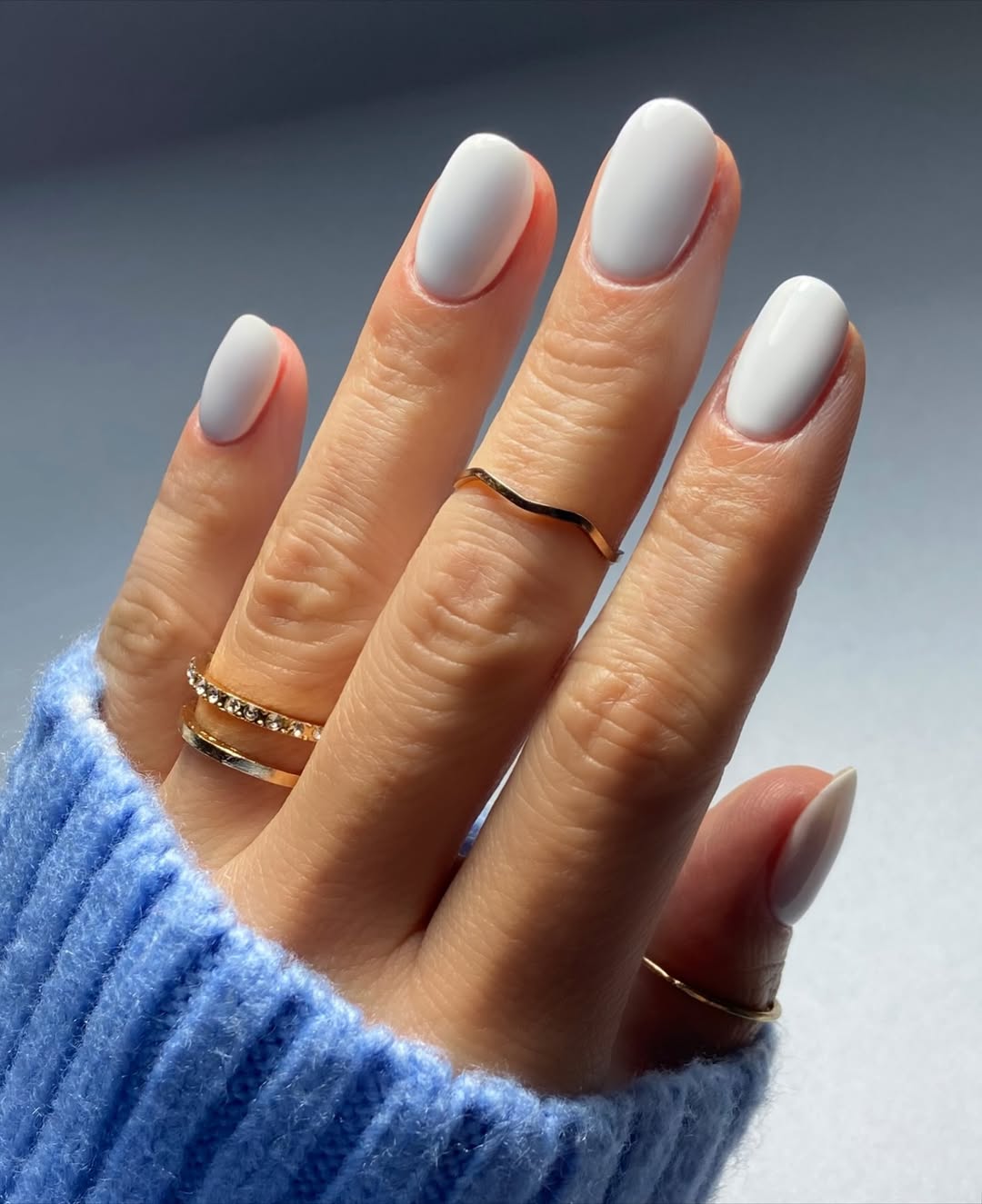 Clean White Round Nails with Gold Rings