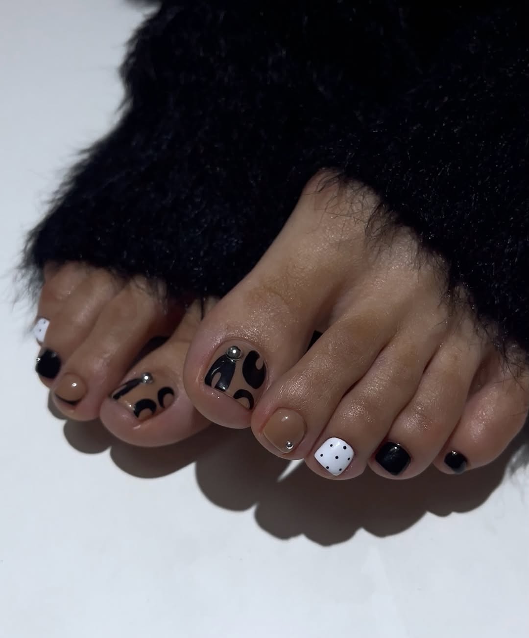Cute Abstract Leopard Spot Pedicure with Polka Dots