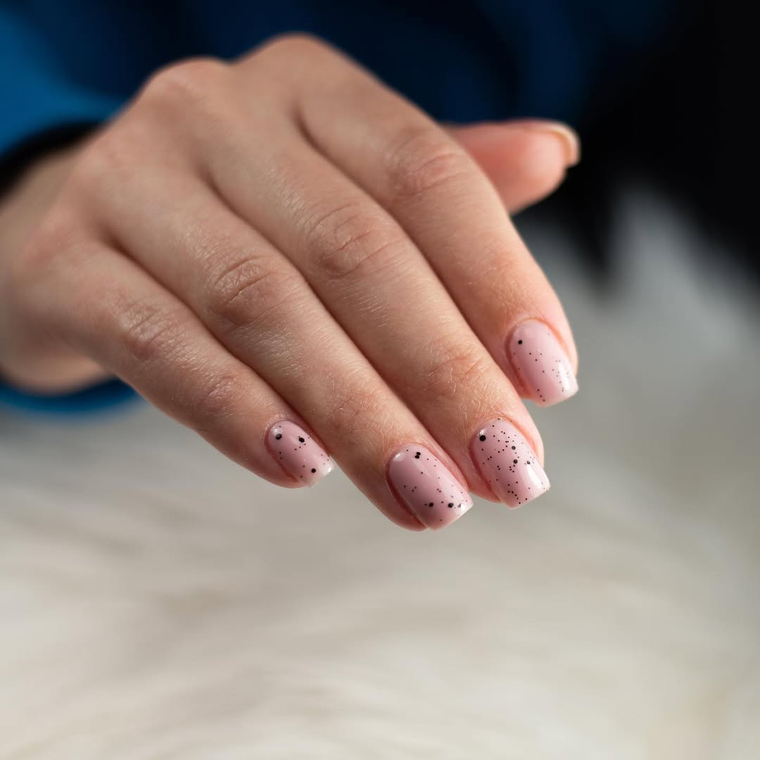 Dainty Speckled Rosy Pink Short Squoval Nails