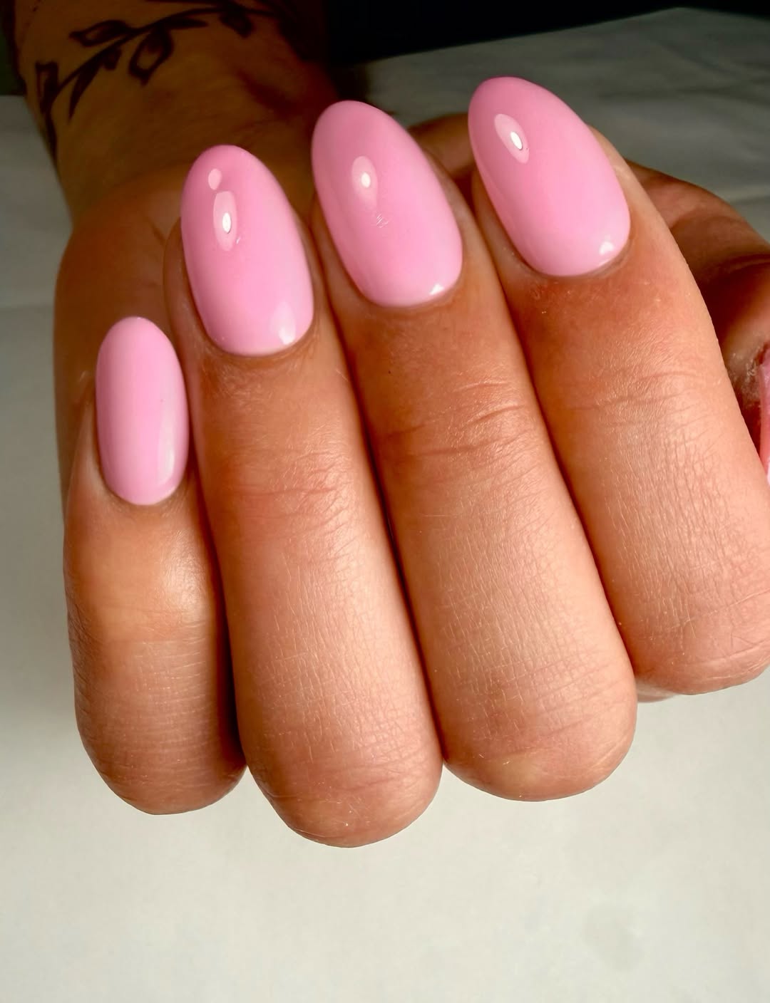 Glossy Bubblegum Pink Medium Oval Nails