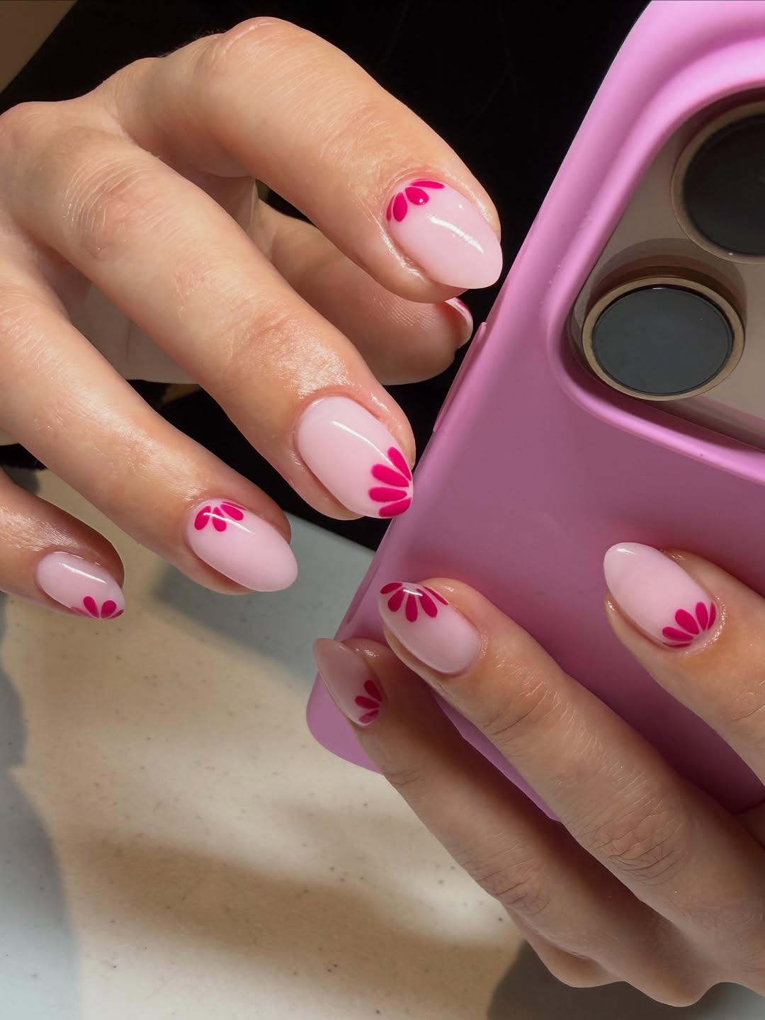 Hot Pink Daisy Accent Pink Baby Boomer Nails