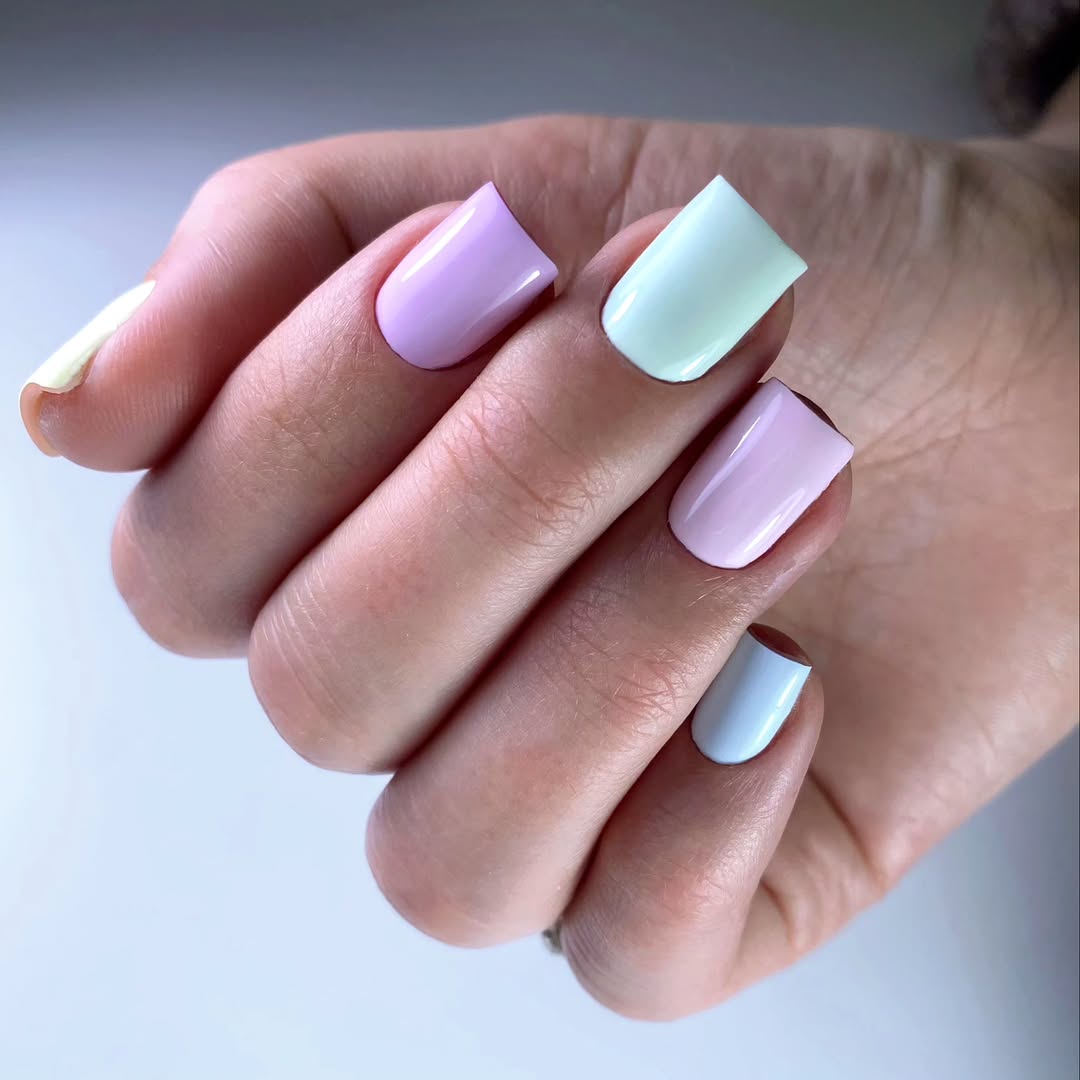 Pastel Glossy Mismatched Square Short Nails