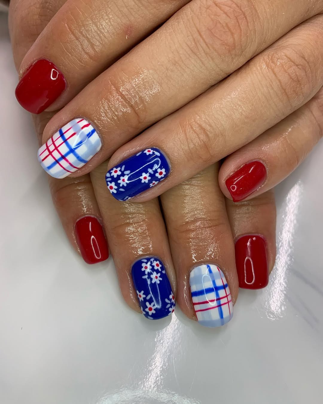 Patriotic Plaid and Floral Short Squoval Nails