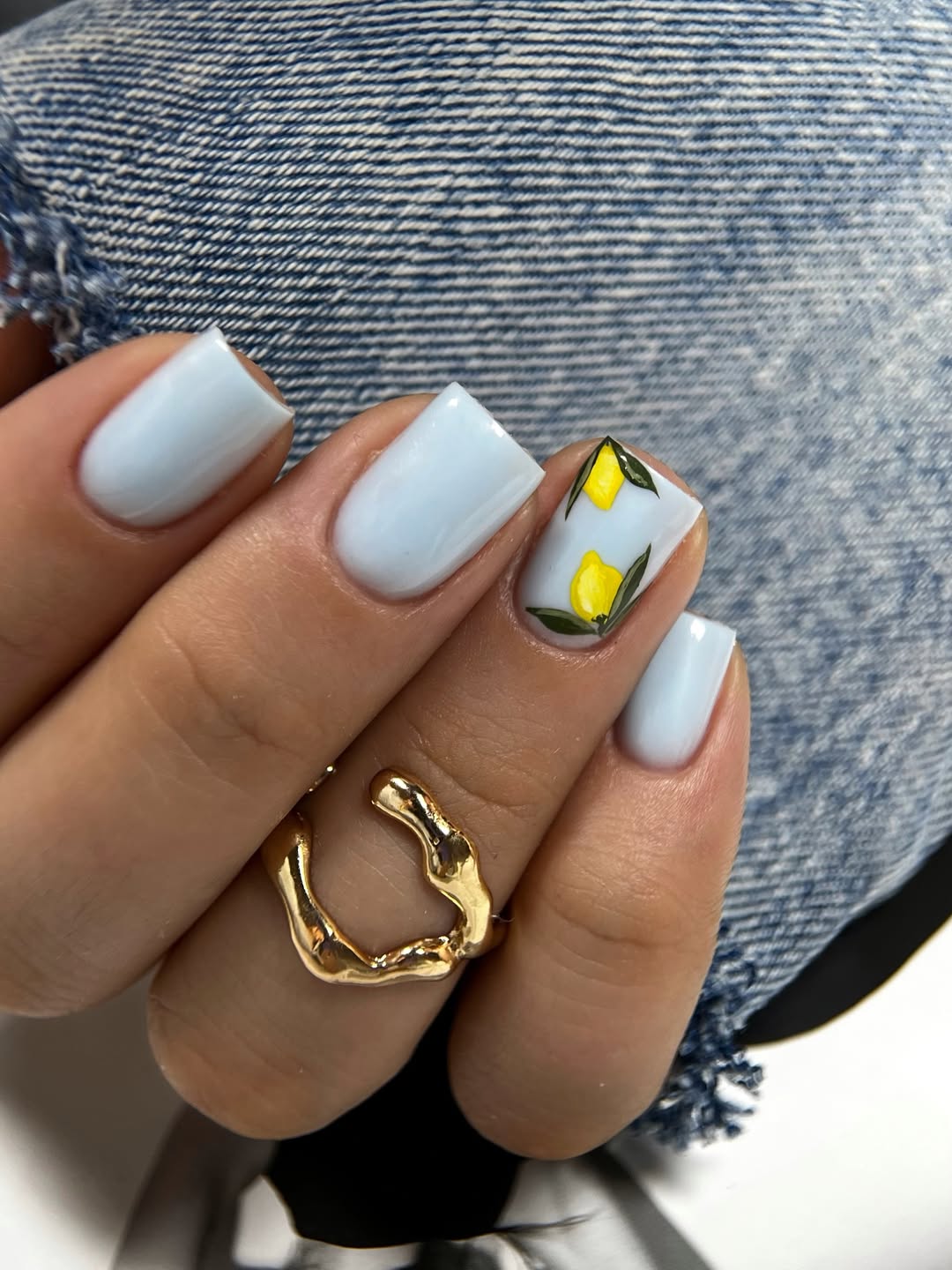 Sky Blue Glossy Square Short Lemon Art Nails