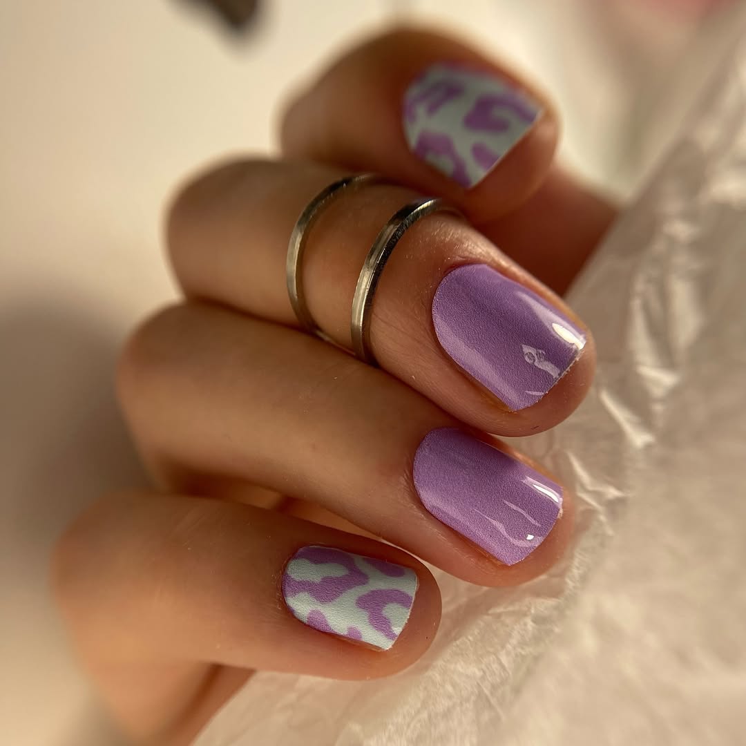 Soft Lilac and Mint Abstract Swirl Nails