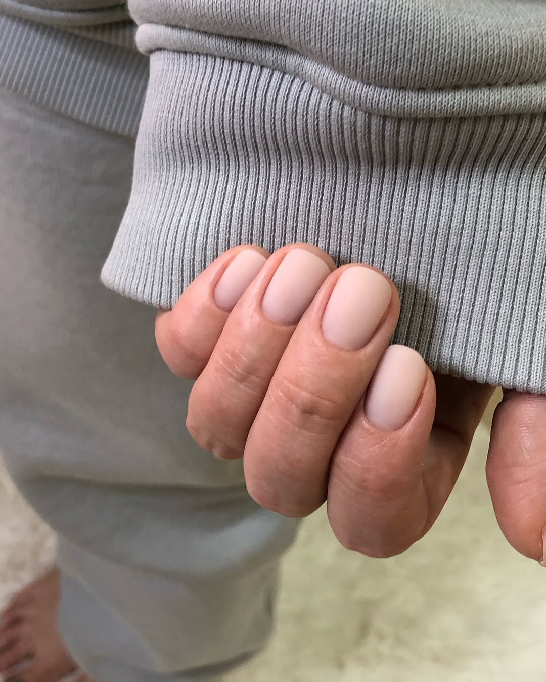 Soft Pink Matte Short Round Nails