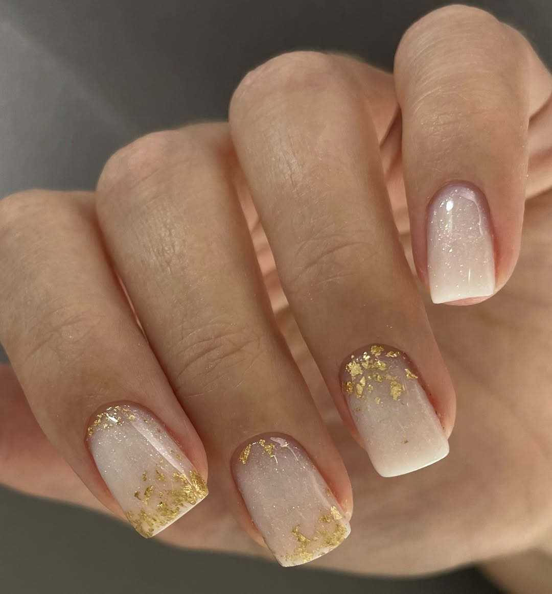 Sparkling Milky White Gold Flake Gradient Squoval Nails