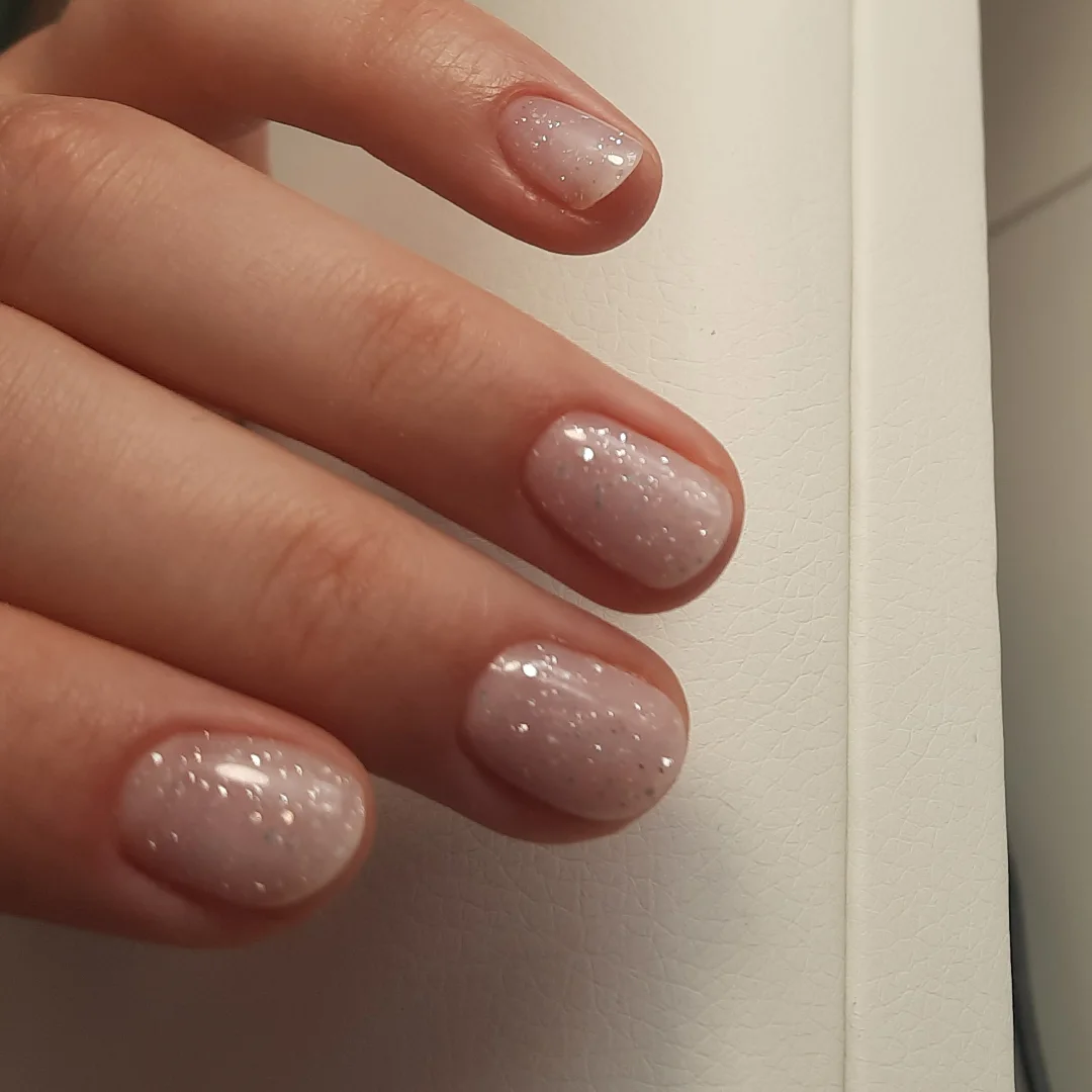 Sparkling Sheer Pink Short Round Nails