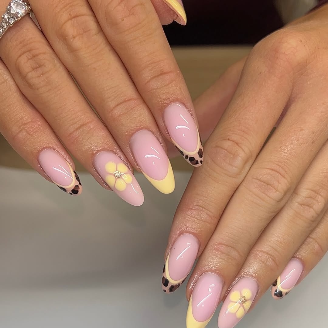 Summer Almond Pink Yellow French Gold Flower Accents