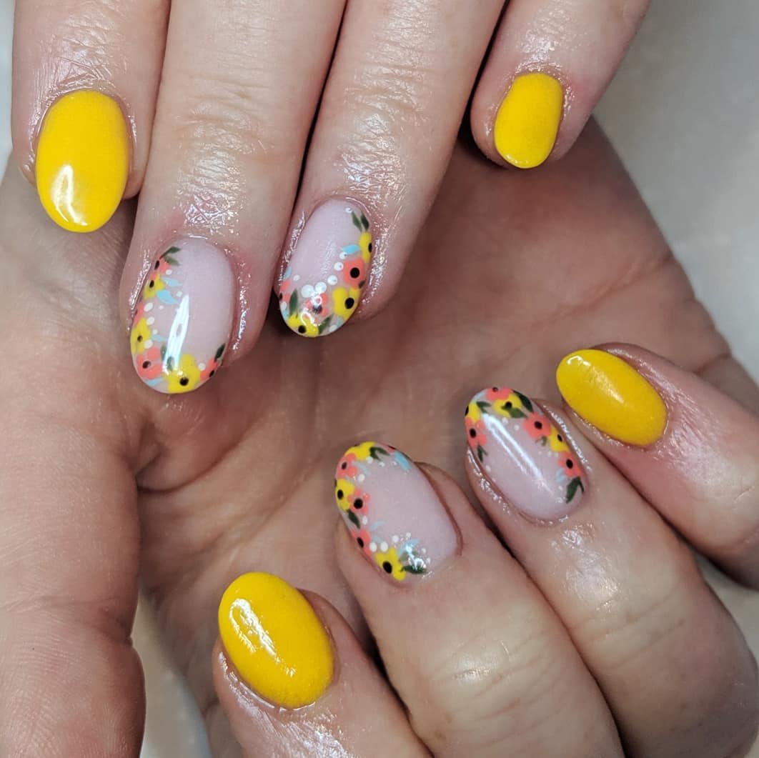 Vibrant Yellow Floral Summer Oval Nails