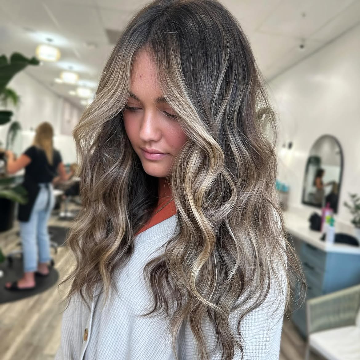 Ash Blonde Money Piece With Subtle Waves