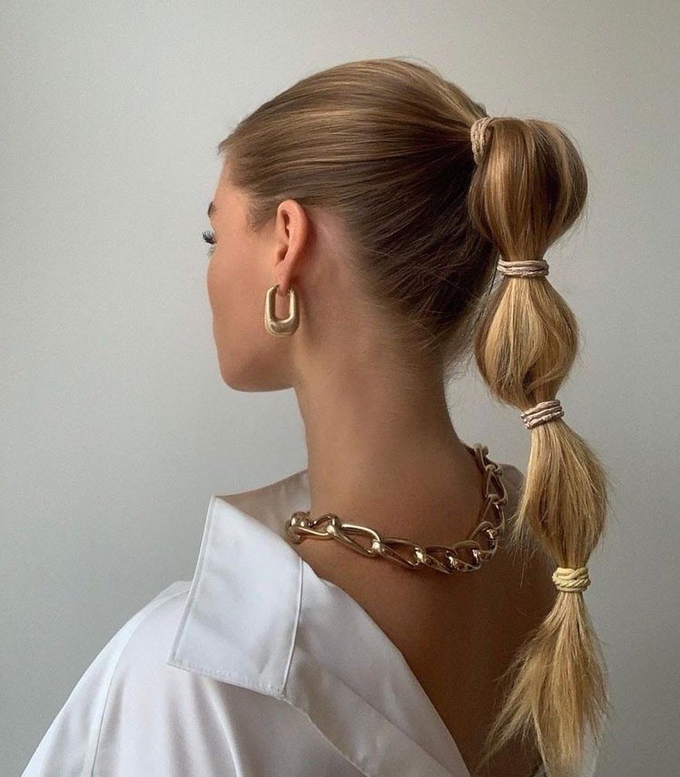 Chic Bubble Ponytail With Textured Strands