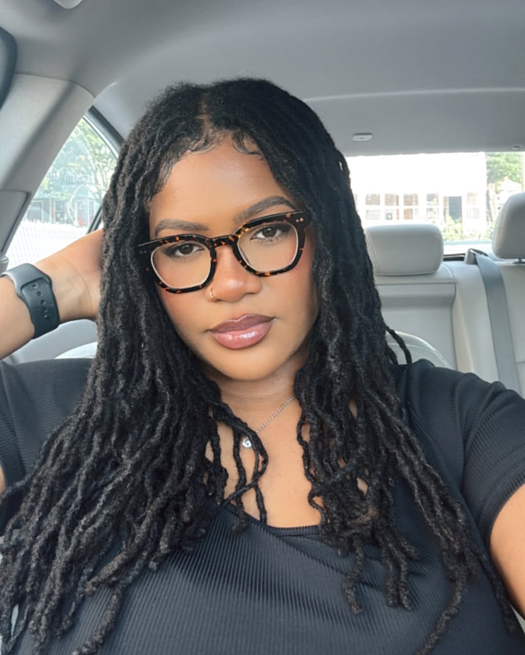 Classic Mid-Back Length Locs With Natural Parting