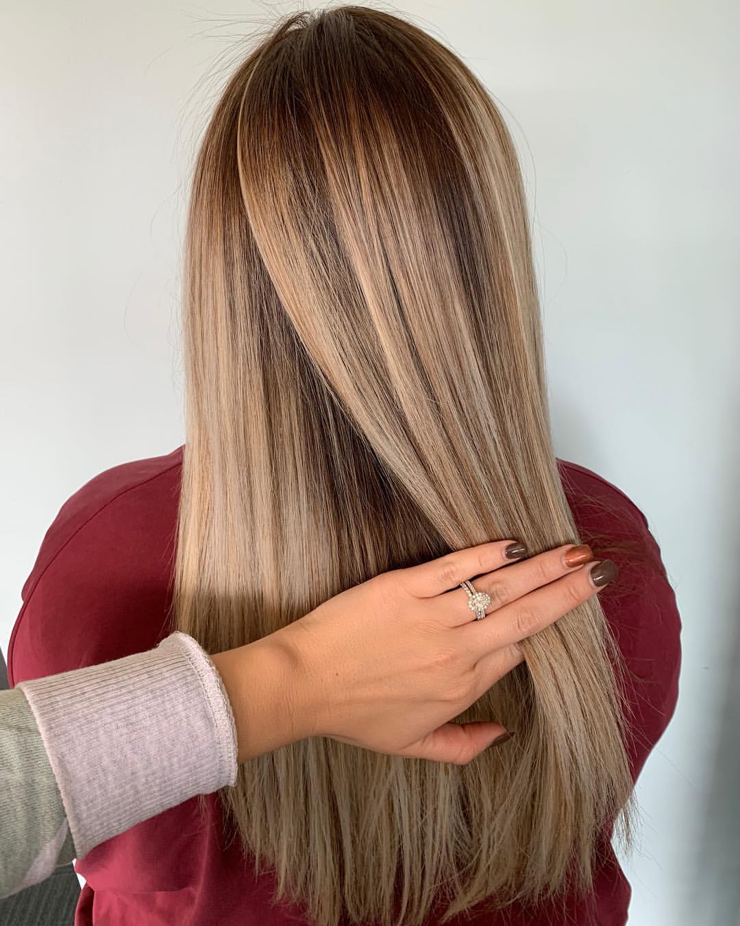 Fall Blonde Balayage With Warm Honey Tones