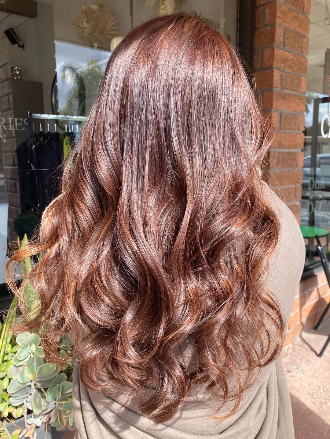 Rich Mahogany Waves with Copper Highlights