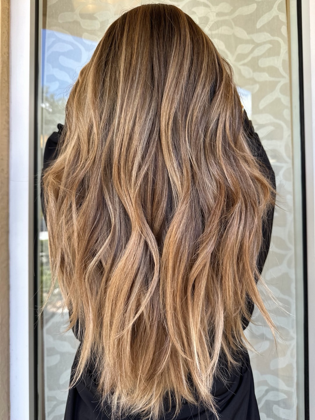 Sun-Kissed Honey Blonde Beach Waves