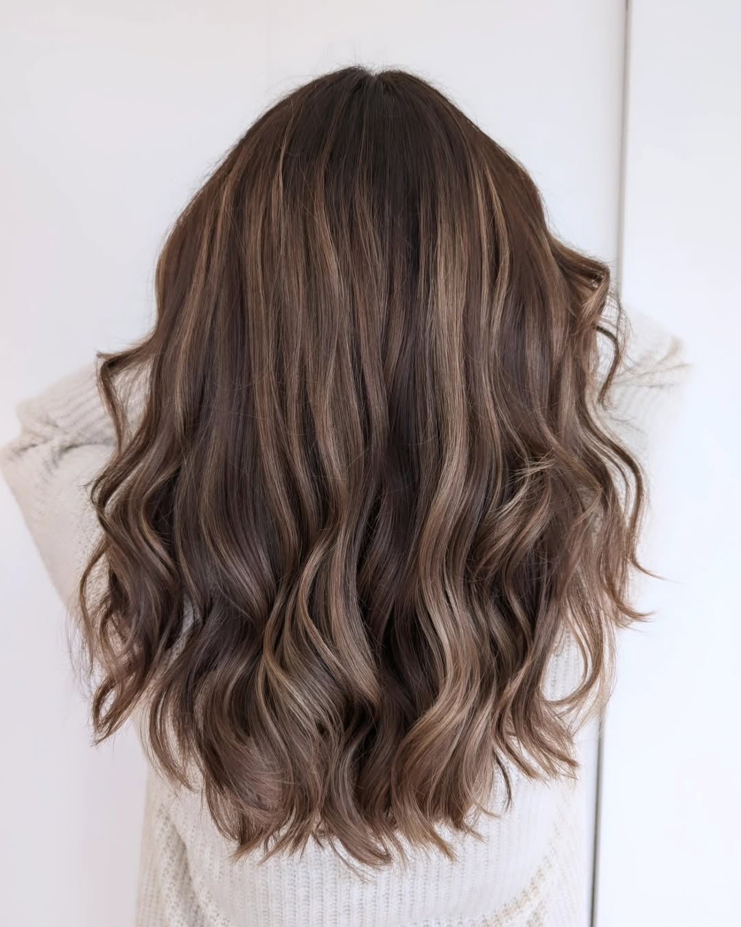 Sun-Kissed Mushroom Brown Balayage Waves