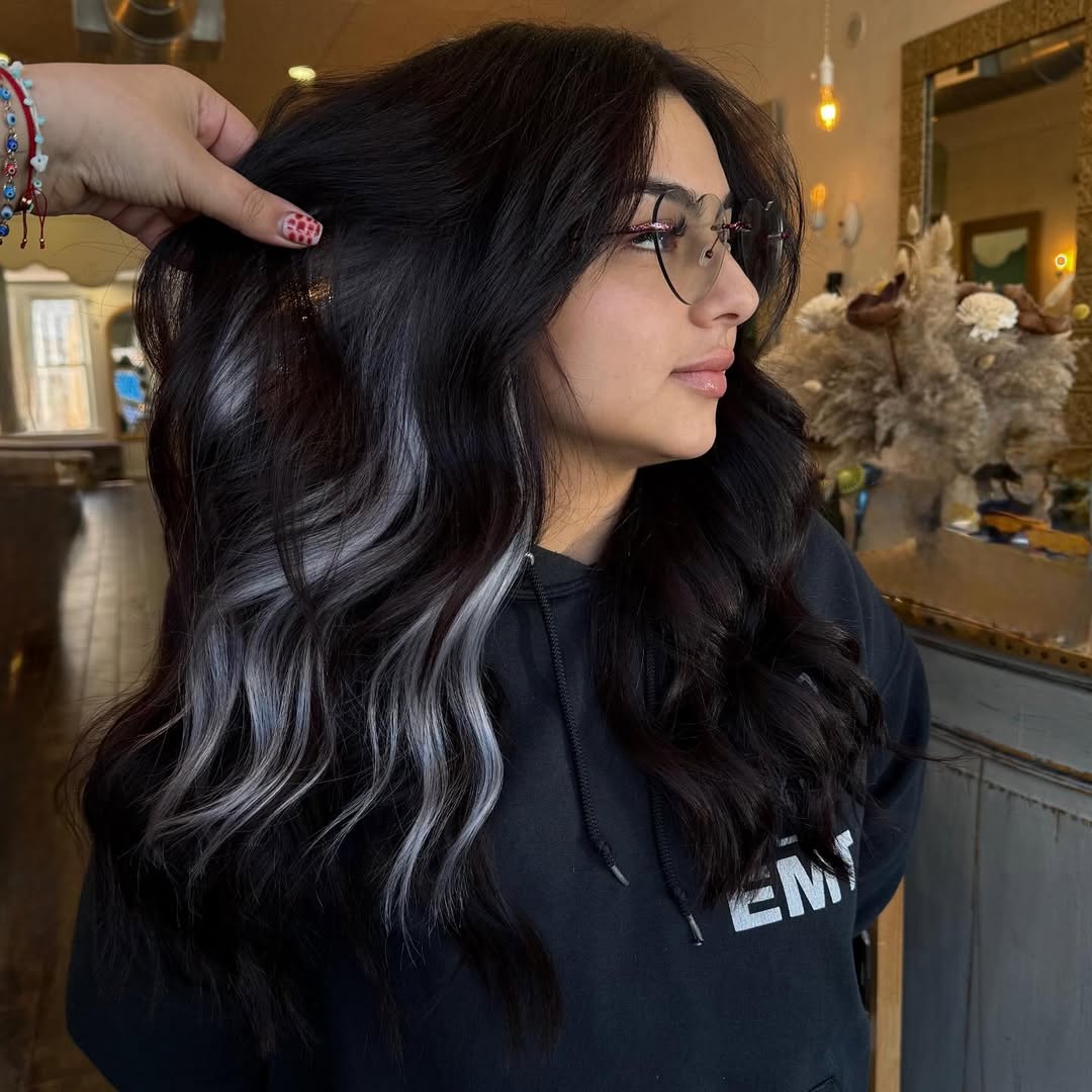 Wavy Skunk Stripe On Dark Hair