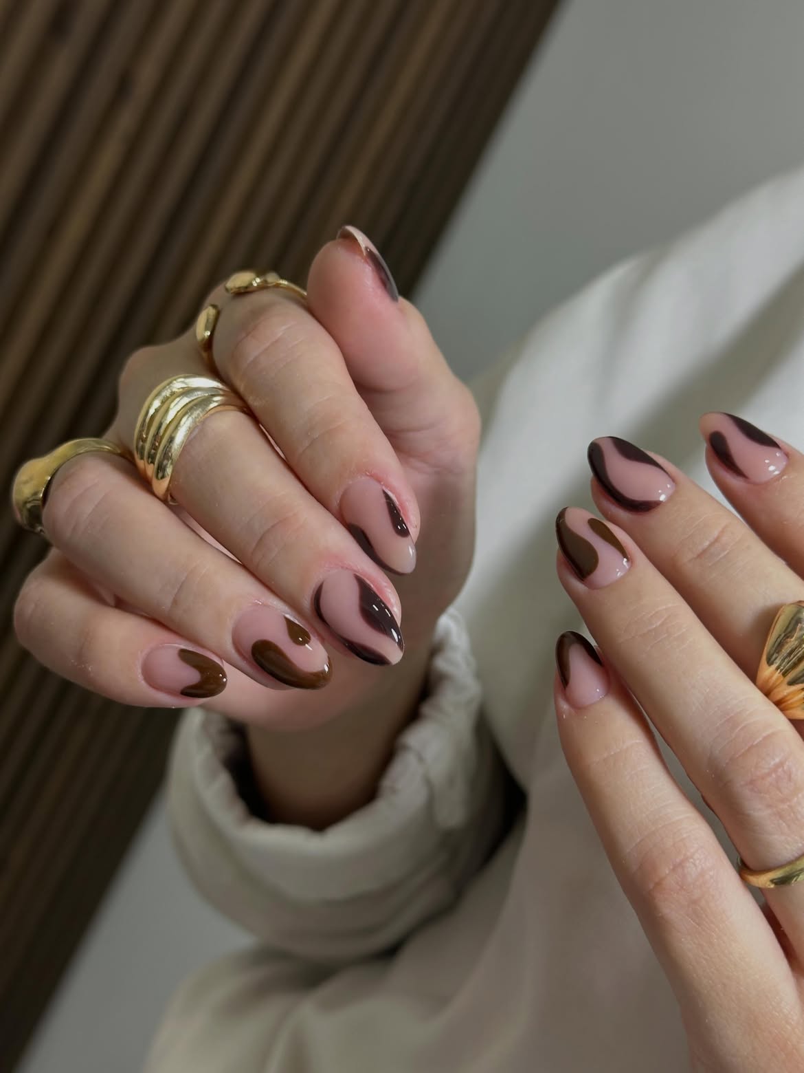 Brown Swirl Almond Gel Nails