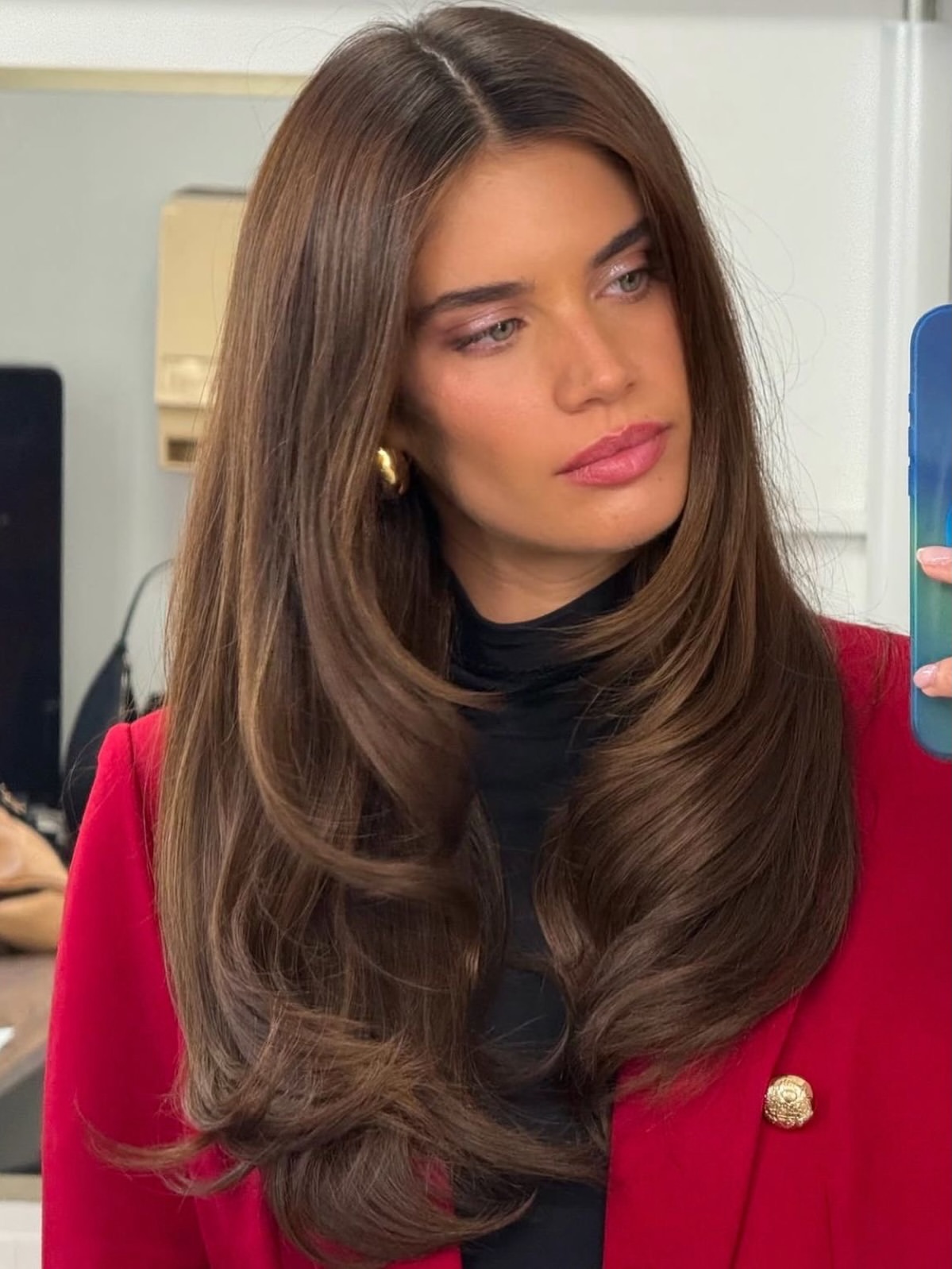Chic Layered Brunette With Volume Blowout