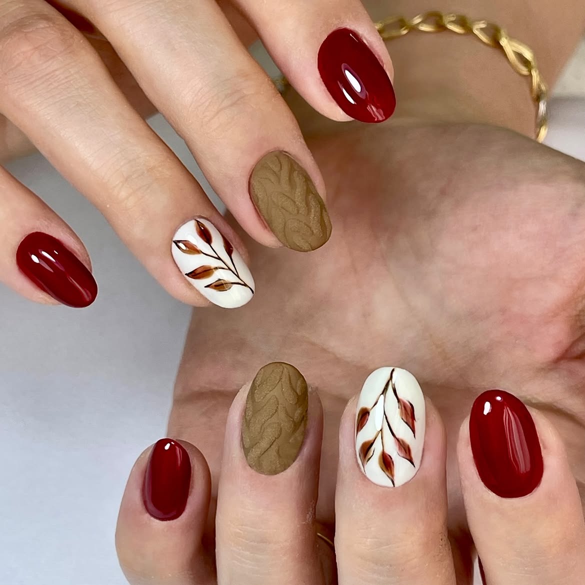 Cozy Cable Knit & Leaf Print Fall Manicure