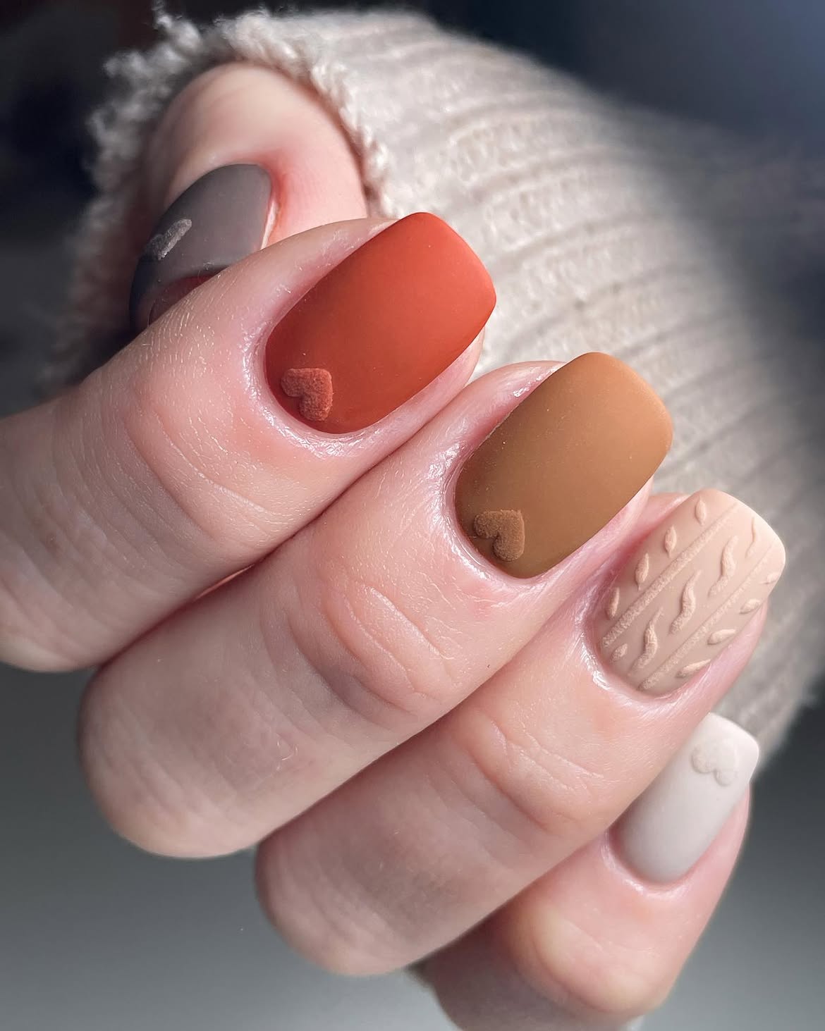 Cozy Cable Knit Matte Sweater Nails