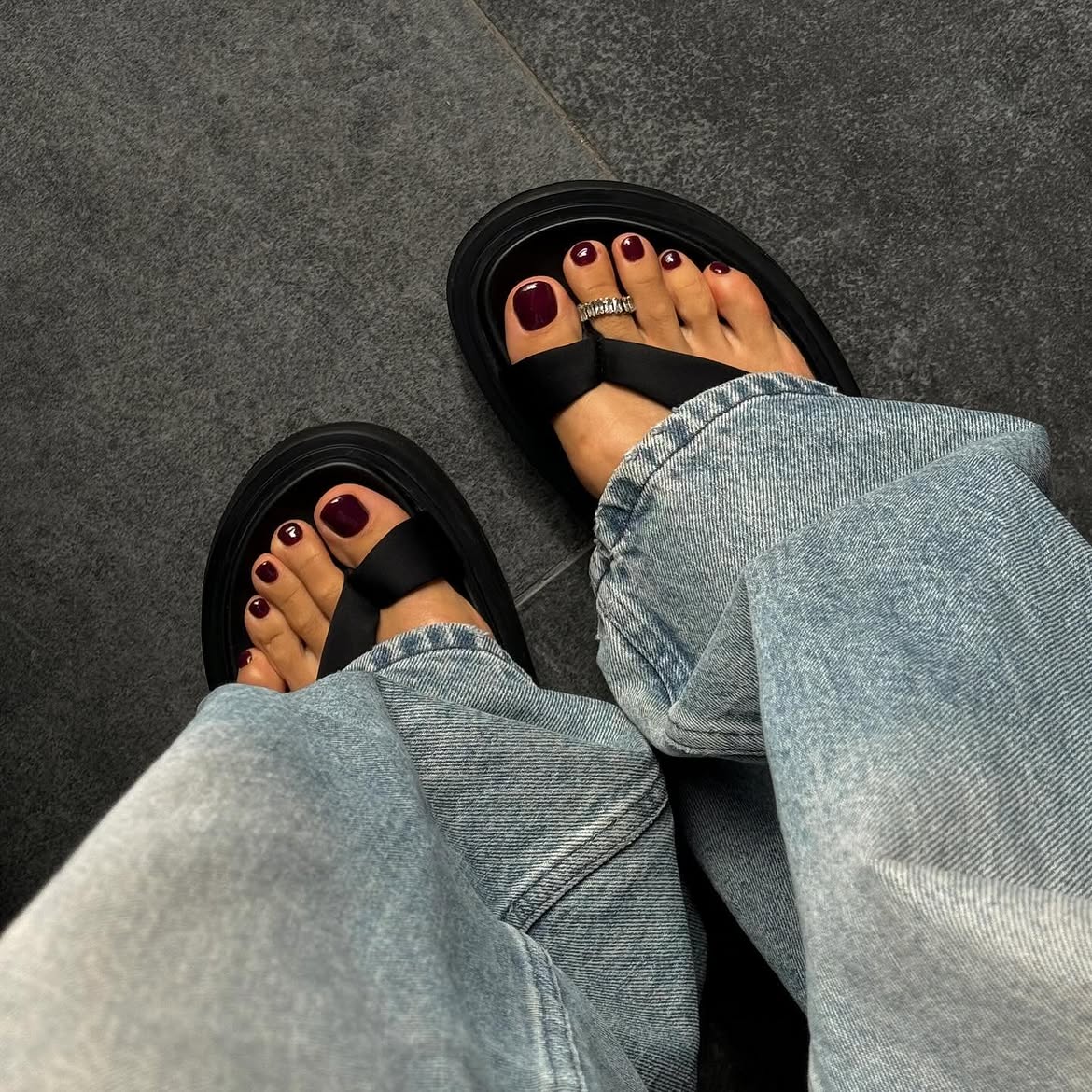 Deep Plum Glossy Pedicure