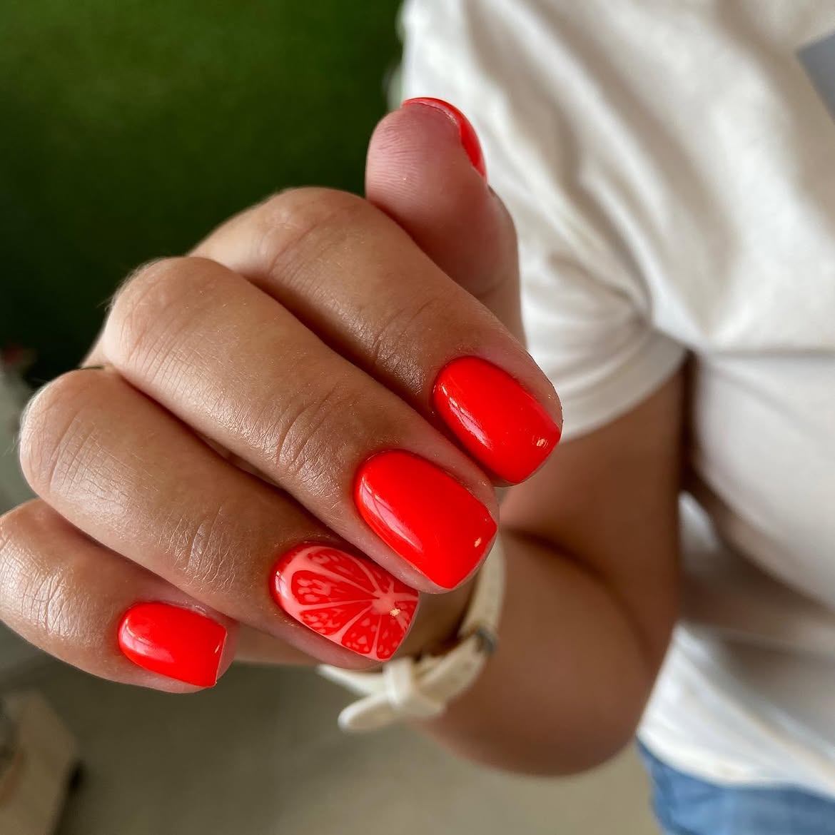 Juicy Orange Slice Accent Nails