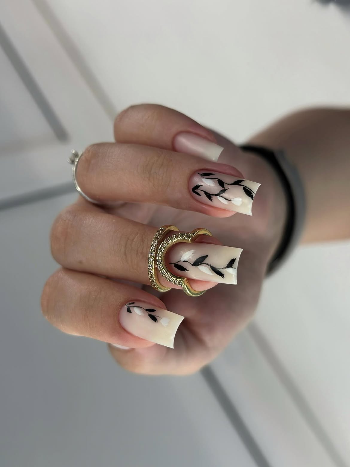 Minimalist Black and White Floral Square Nails