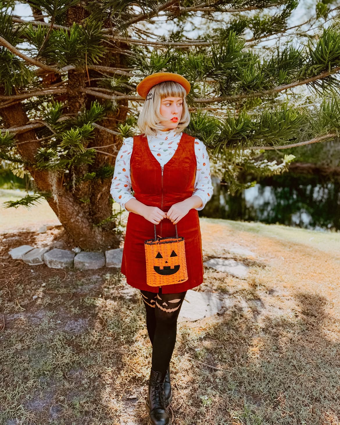 Retro Halloween Pumpkin Dress And Boots Look