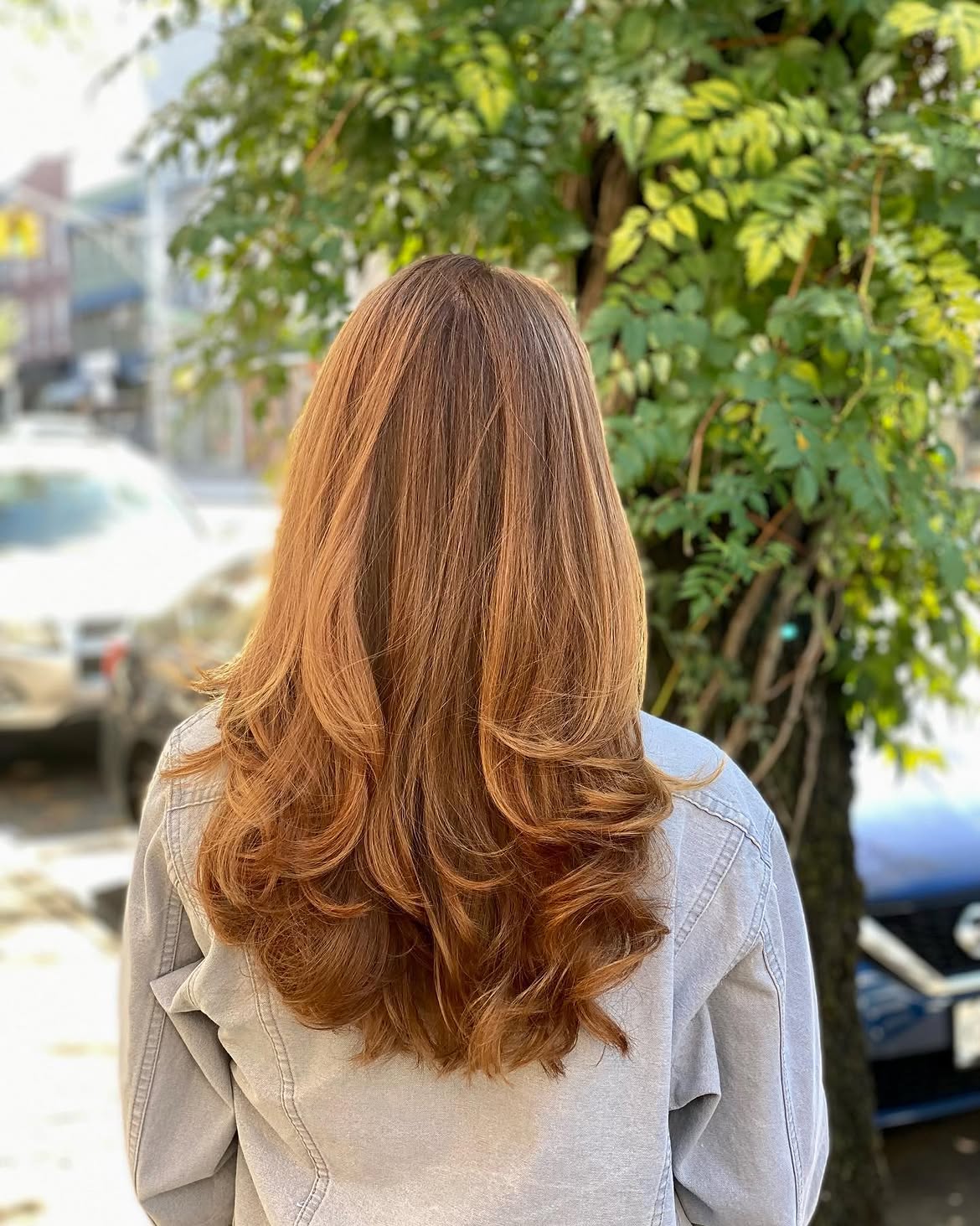 Warm Copper Layers With Effortless Waves